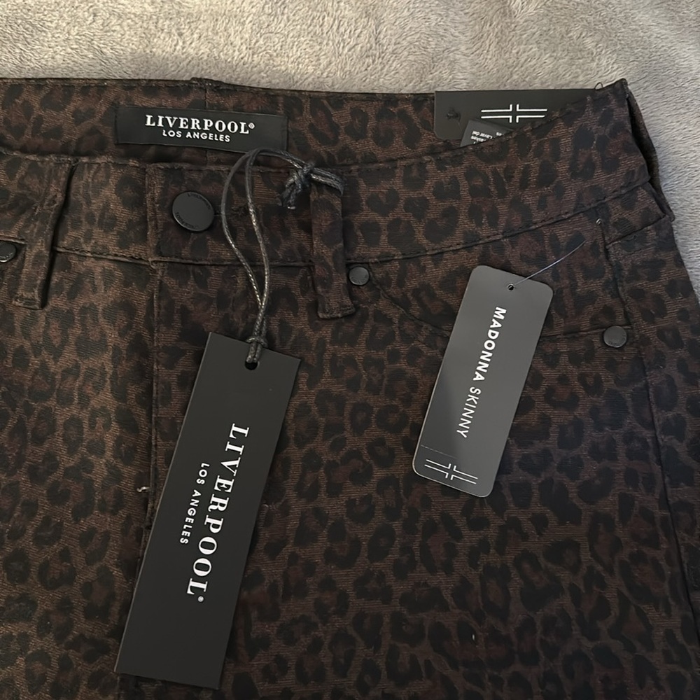 Liverpool Los Angeles Cheetah Print Ponte Pants - Black/Brown - Size 4/27 - NWT - Picture 4 of 8